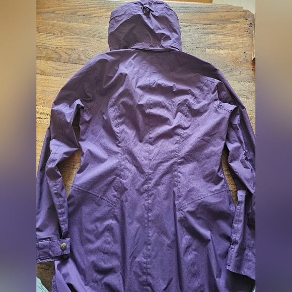 REI Co-op Women's Long Rain Jacket Sz Sm - Picture 7 of 8